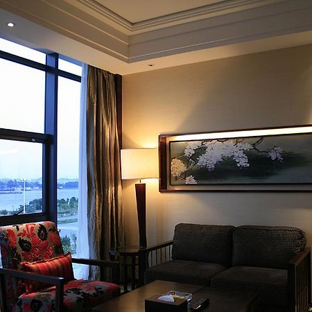 Southern Club Hotel Guangzhou Oda fotoğraf